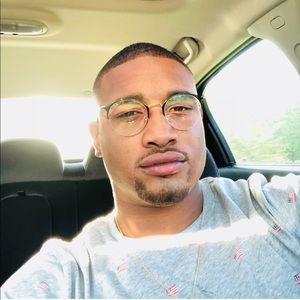 Meet your Posher, Darien